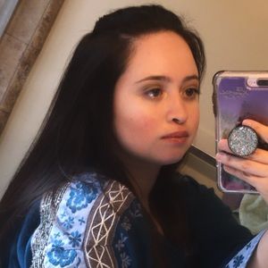 Meet your Posher, Ashley